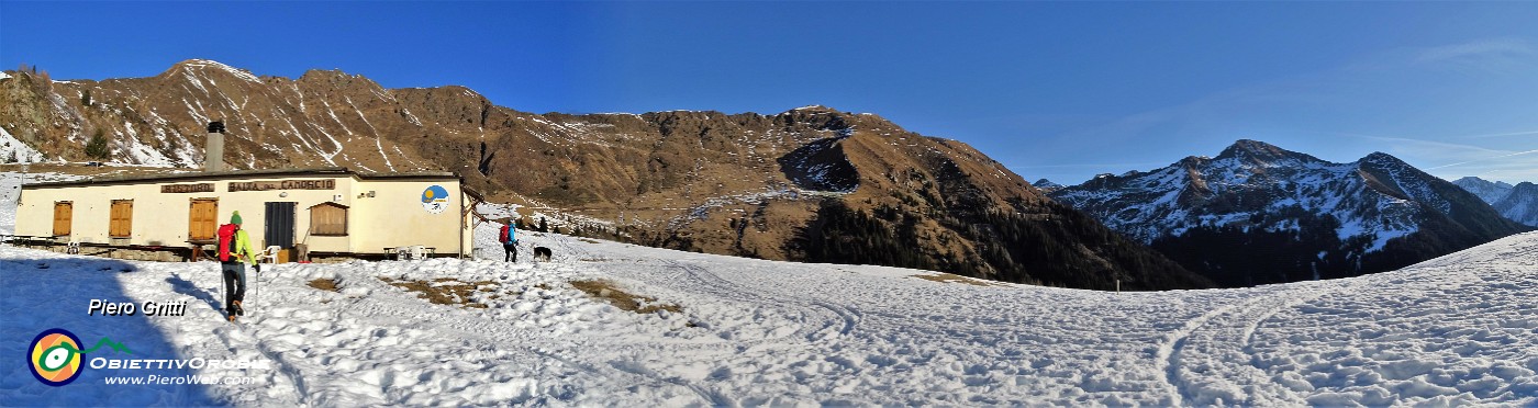 18 Panoramica dalla Baita del Camoscio verso la nostra meta, Cima di Lemma e a dx Arete e Valegino .jpg